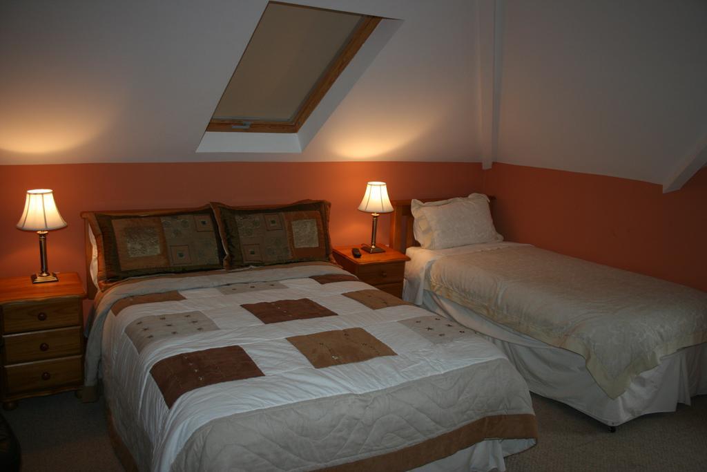 שאנון Avarest Bunratty B&B חדר תמונה